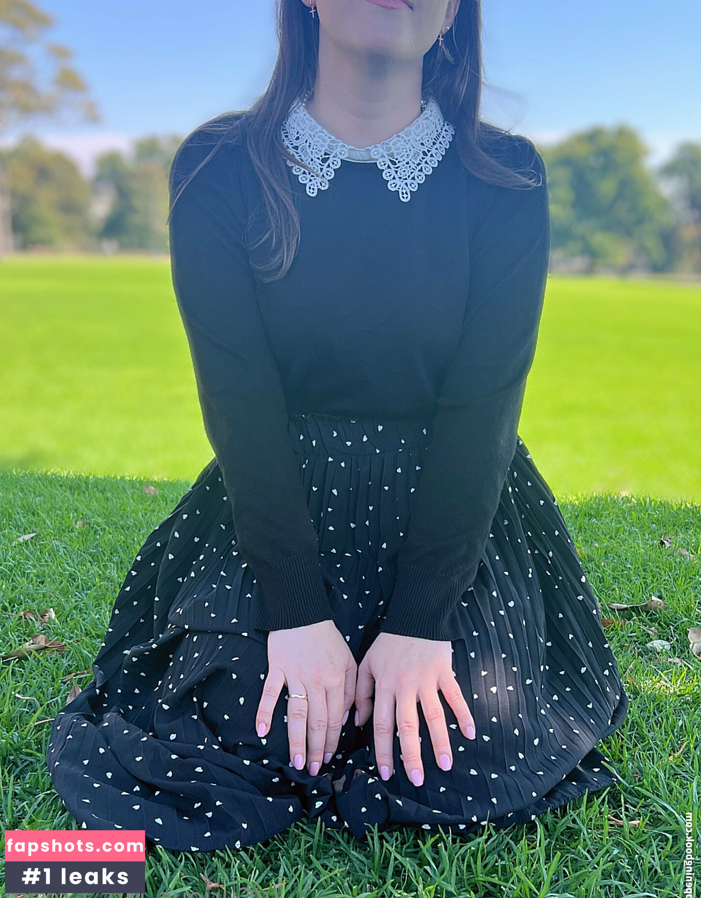 Curious_Mrs_Cream gallery photo #18