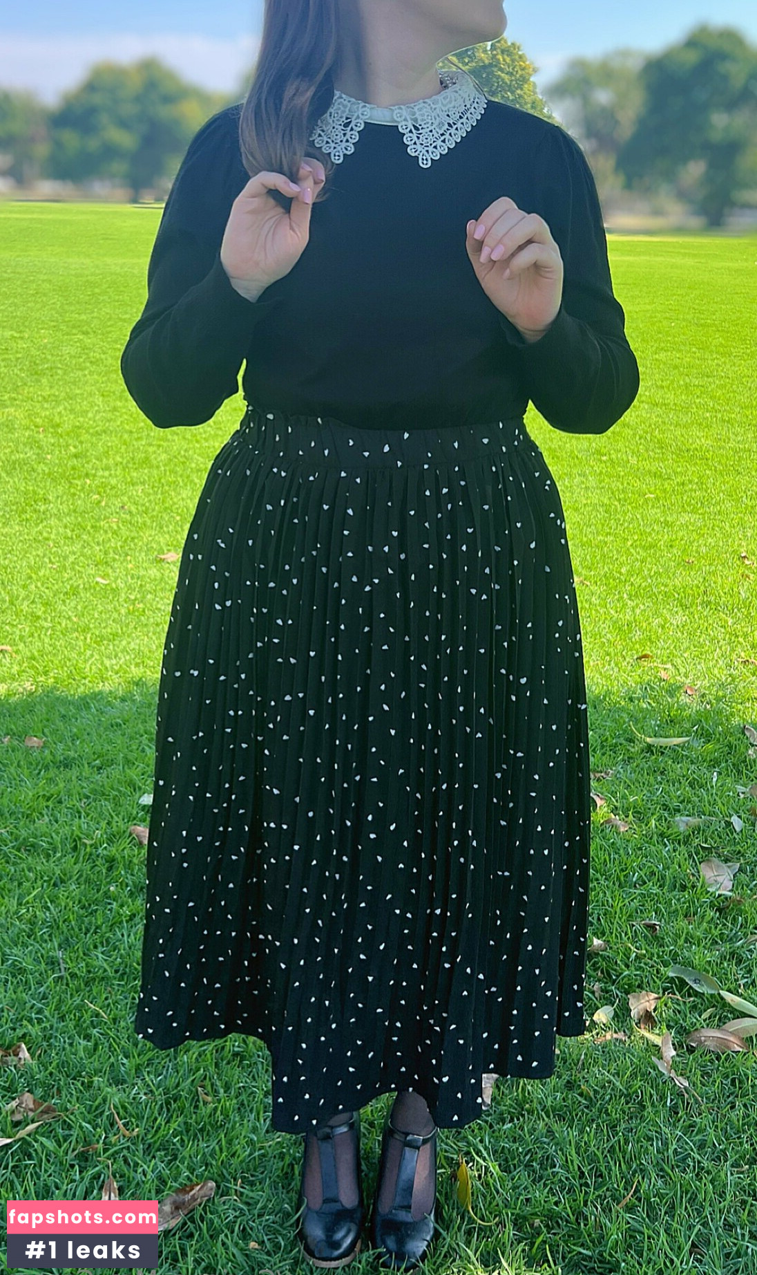 Curious_Mrs_Cream gallery photo #19