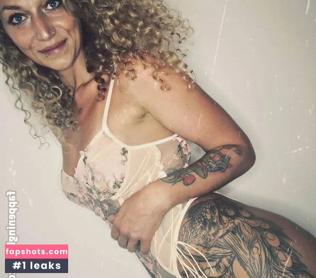 curly_sue_trip gallery photo #3