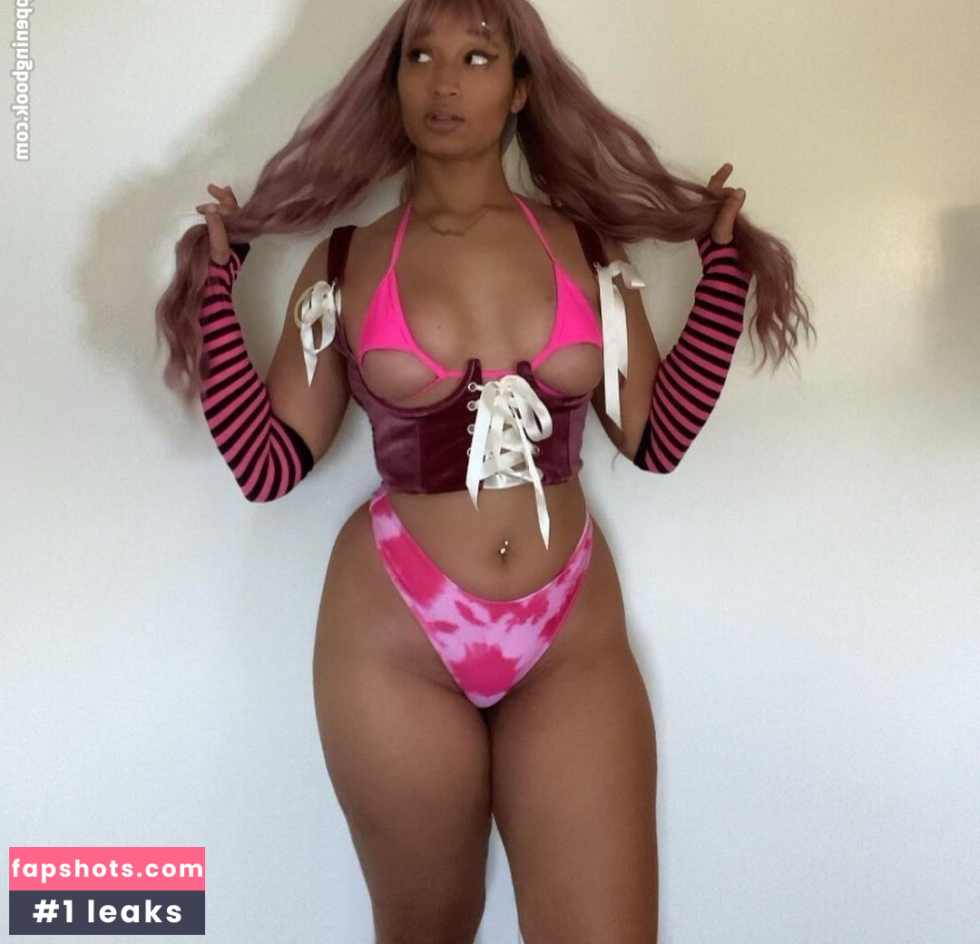 Curlybeanraver gallery photo #28