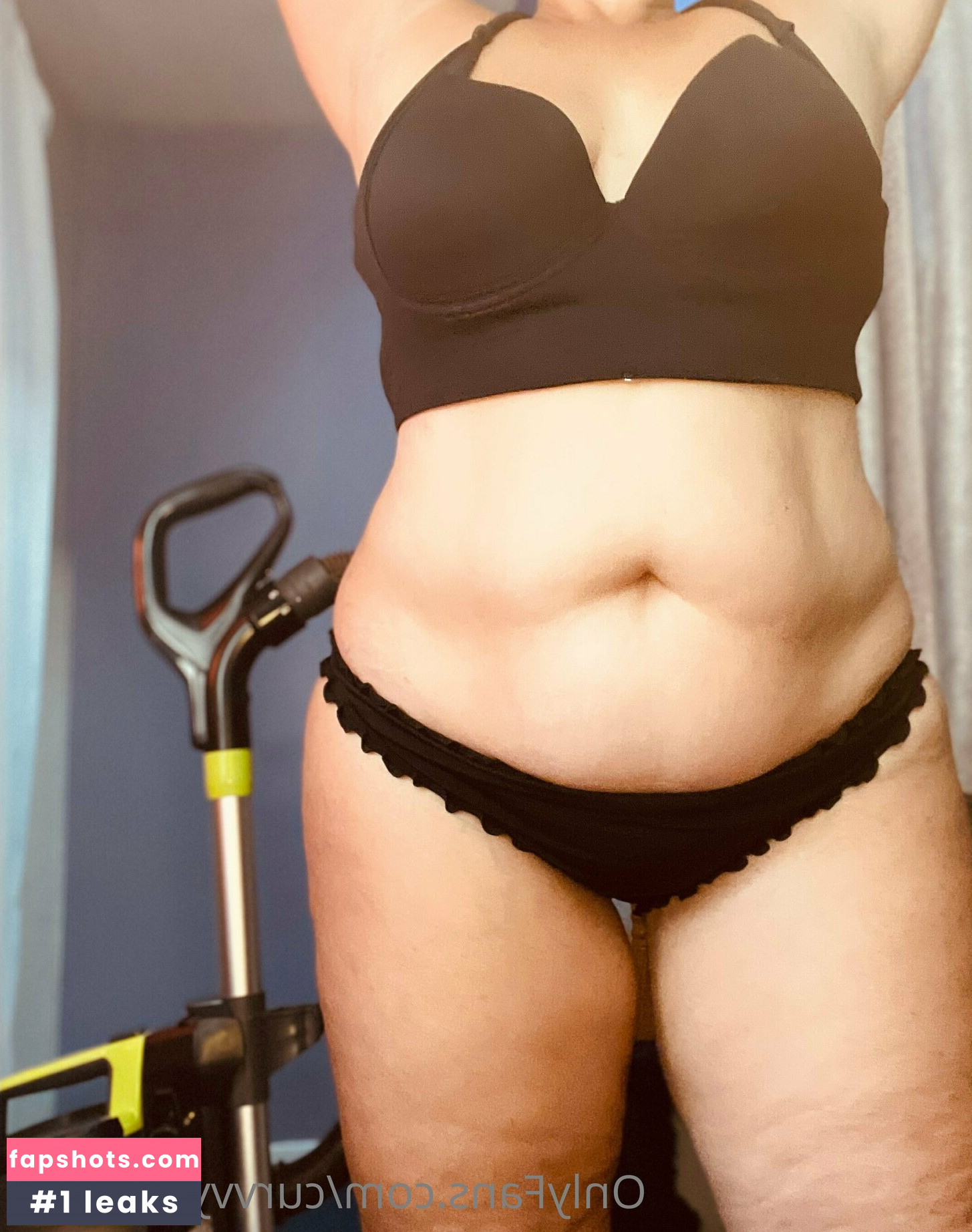 curvvyptamom gallery photo #9