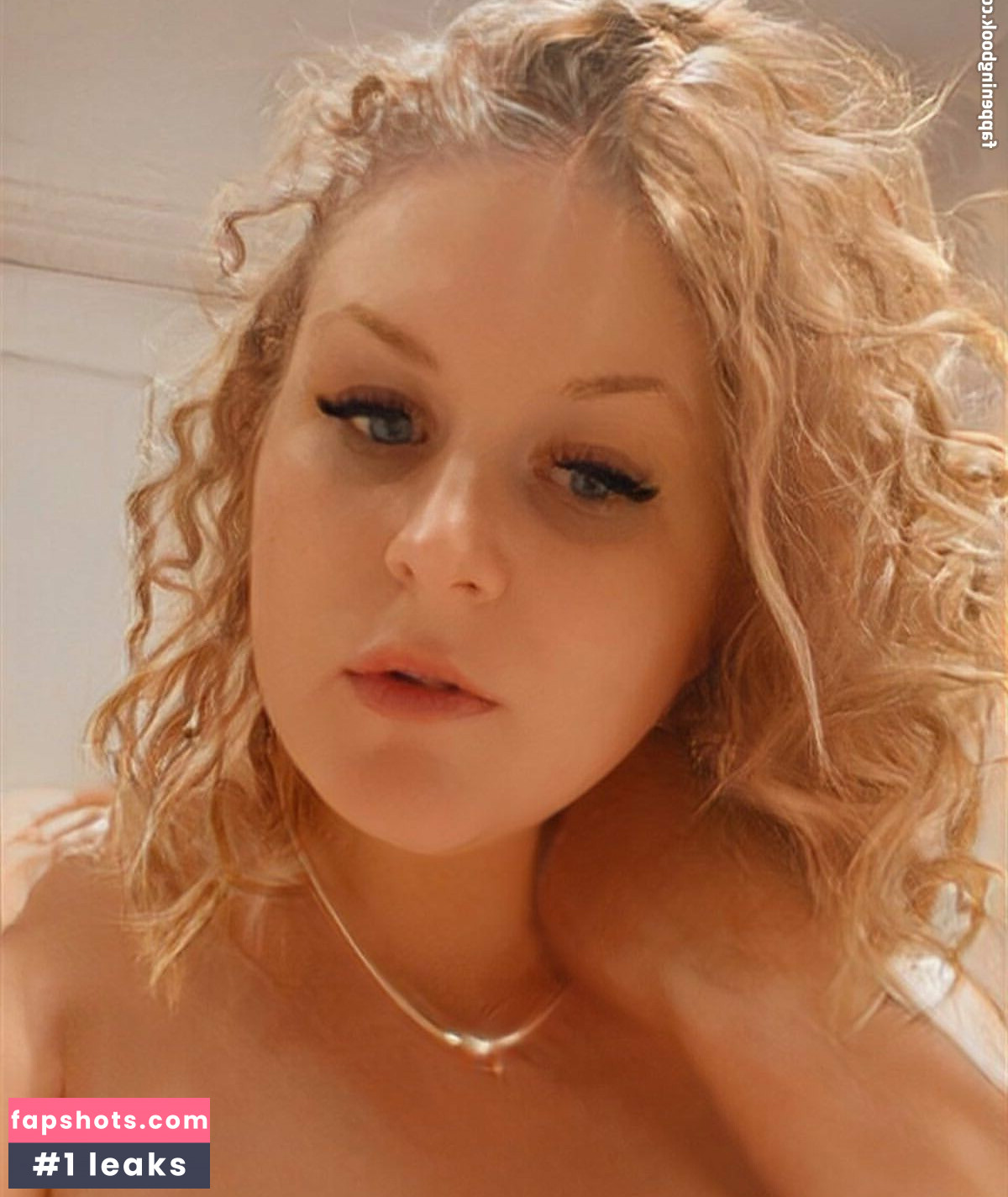 Curvy Abbii Nahé úniky fotek pouze od fanoušků #20 - Fapshots