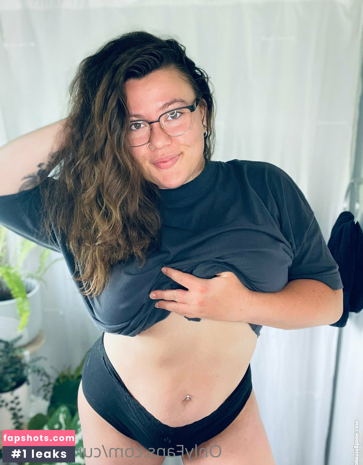 curvy.chloee gallery photo #9