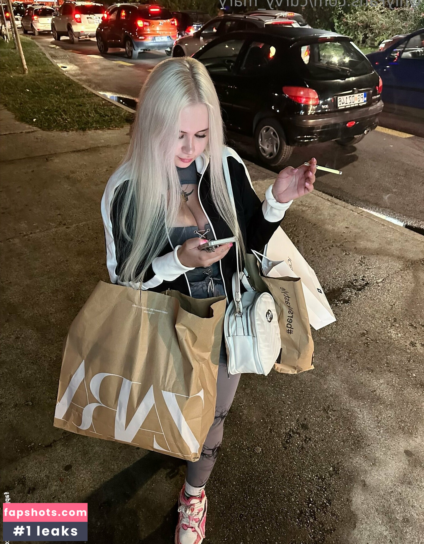 Curvy_Mary gallery photo #2