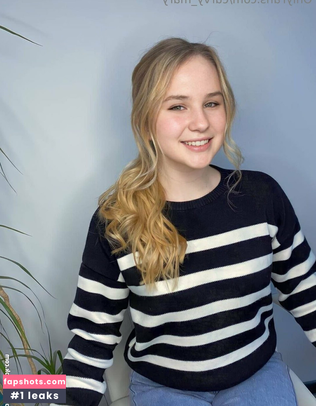 Curvy_Mary gallery photo #29