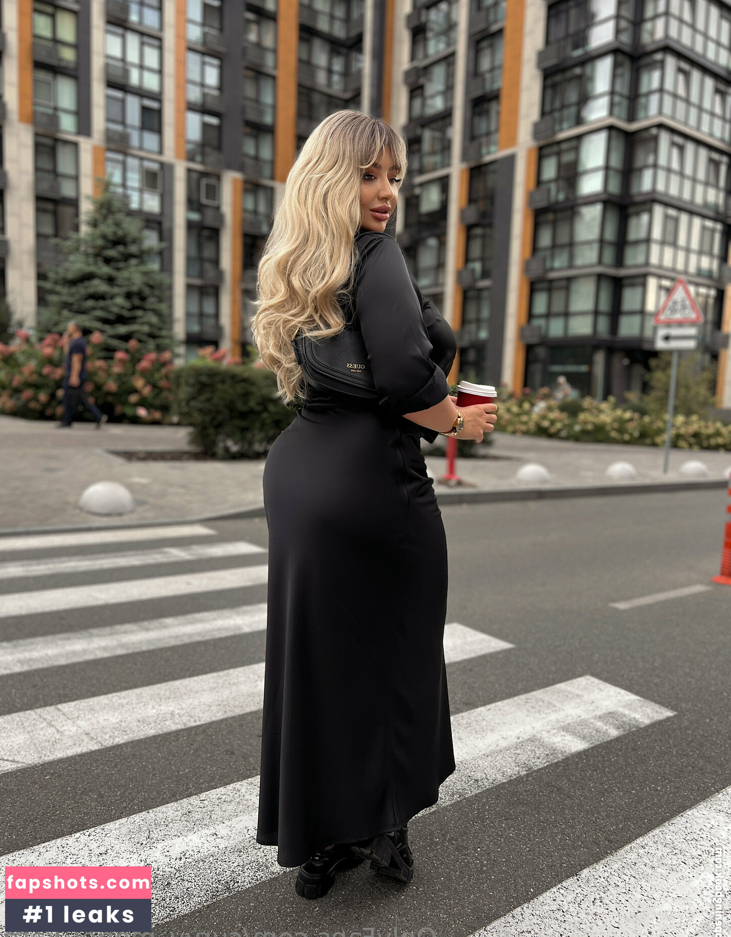 curvy_model_kate gallery photo #23