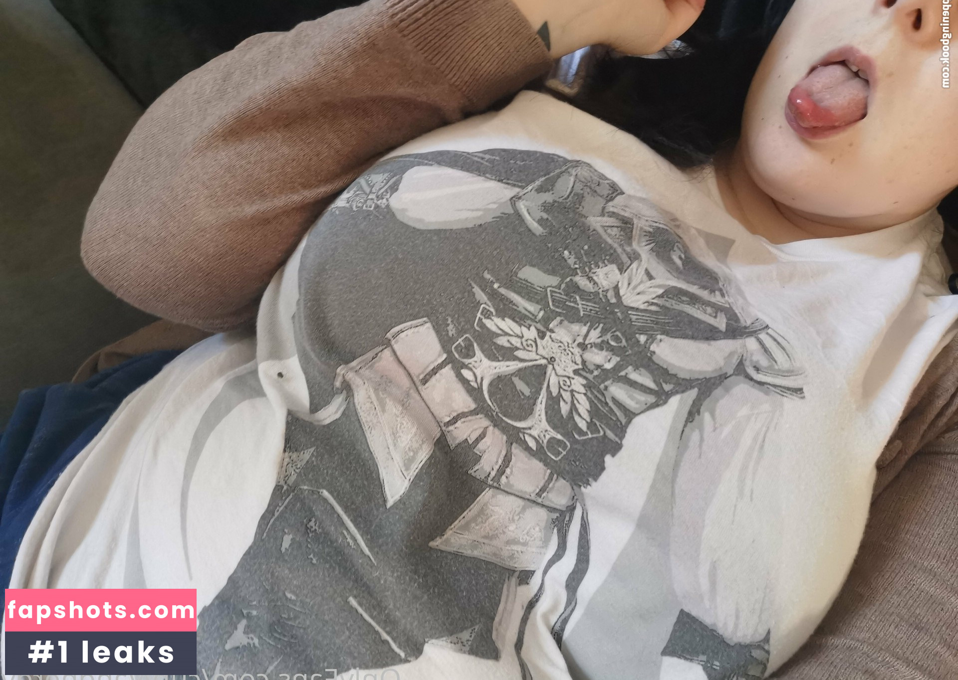 Curvyandnerdy gallery photo #34