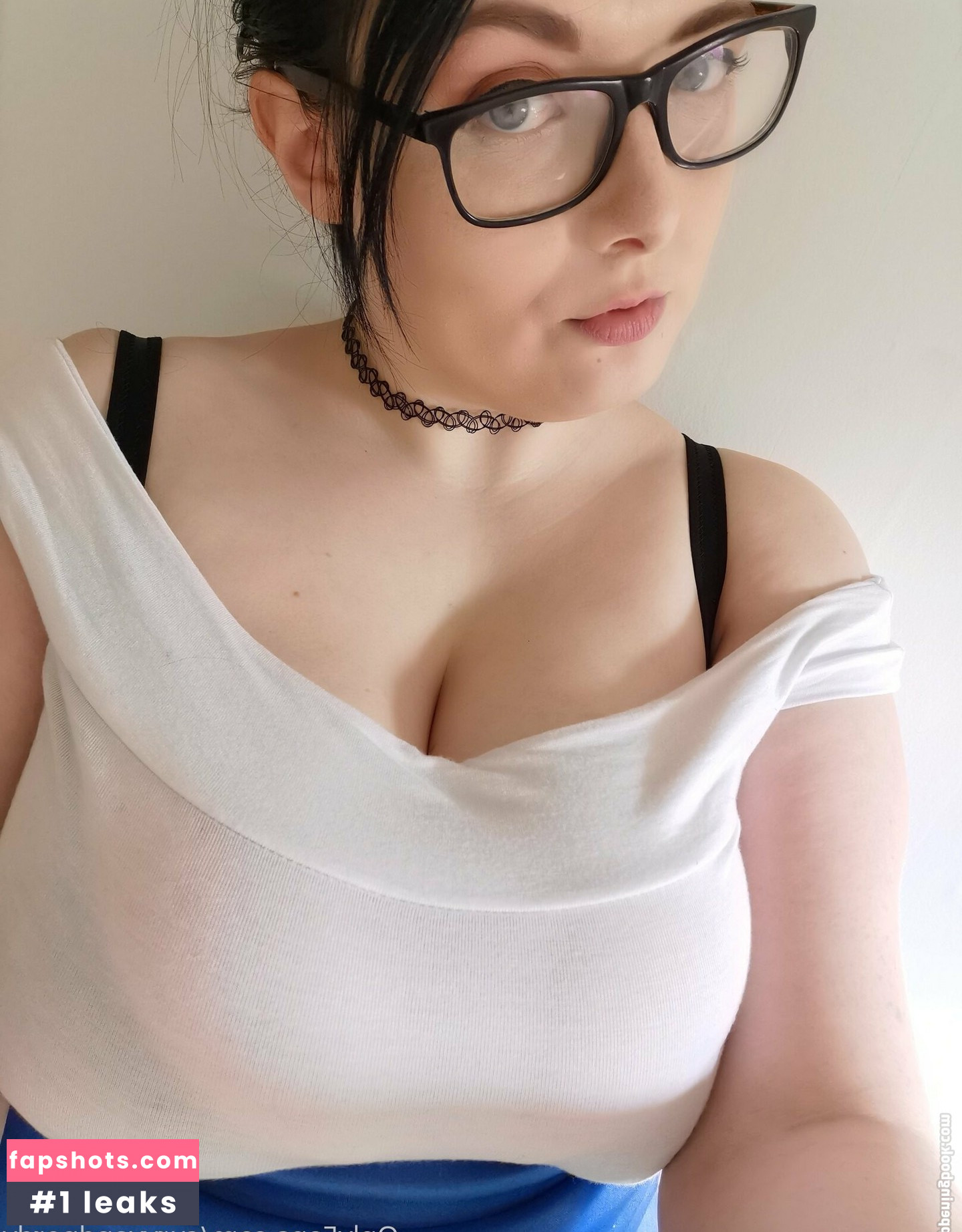 Curvyandnerdy gallery photo #9