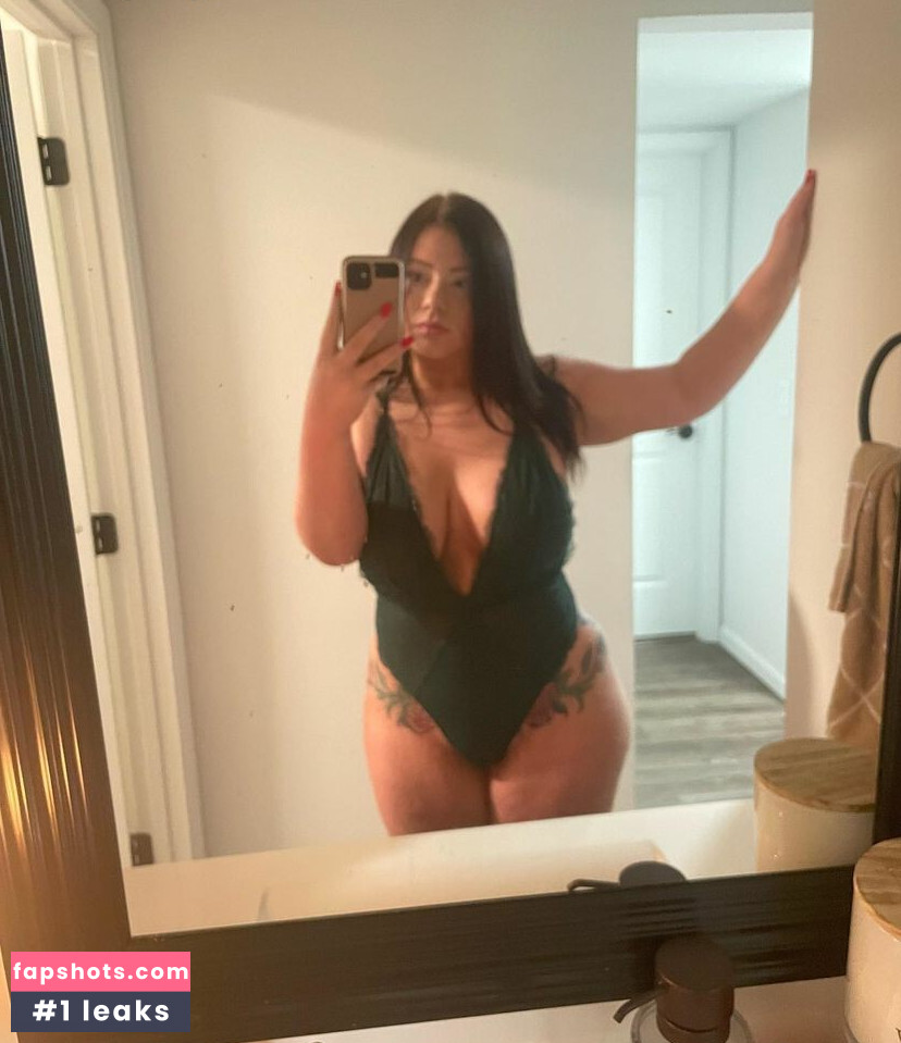 curvycc_ nude babe gallery