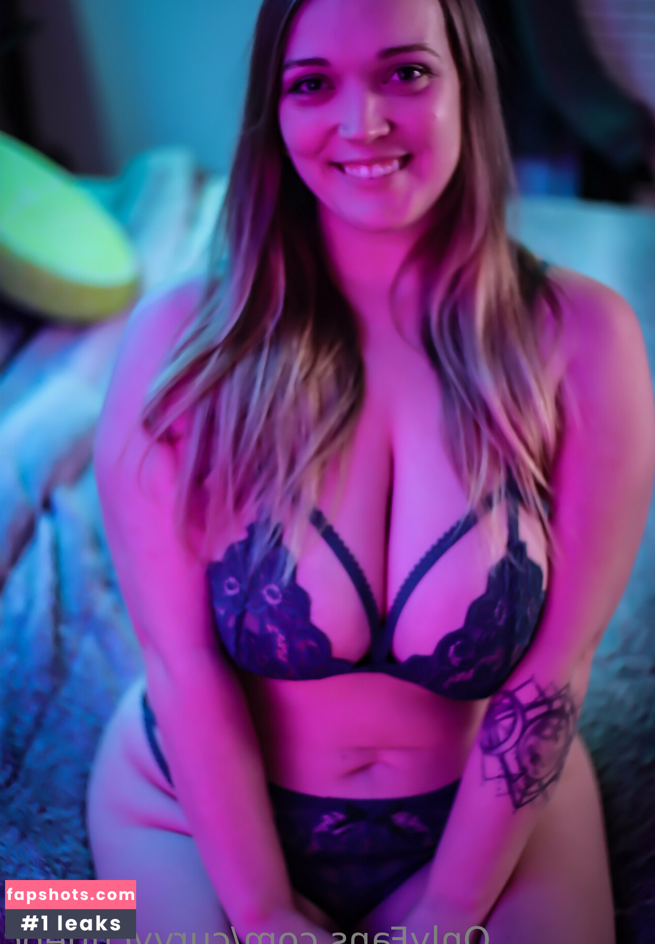 curvycutiexo gallery photo #106