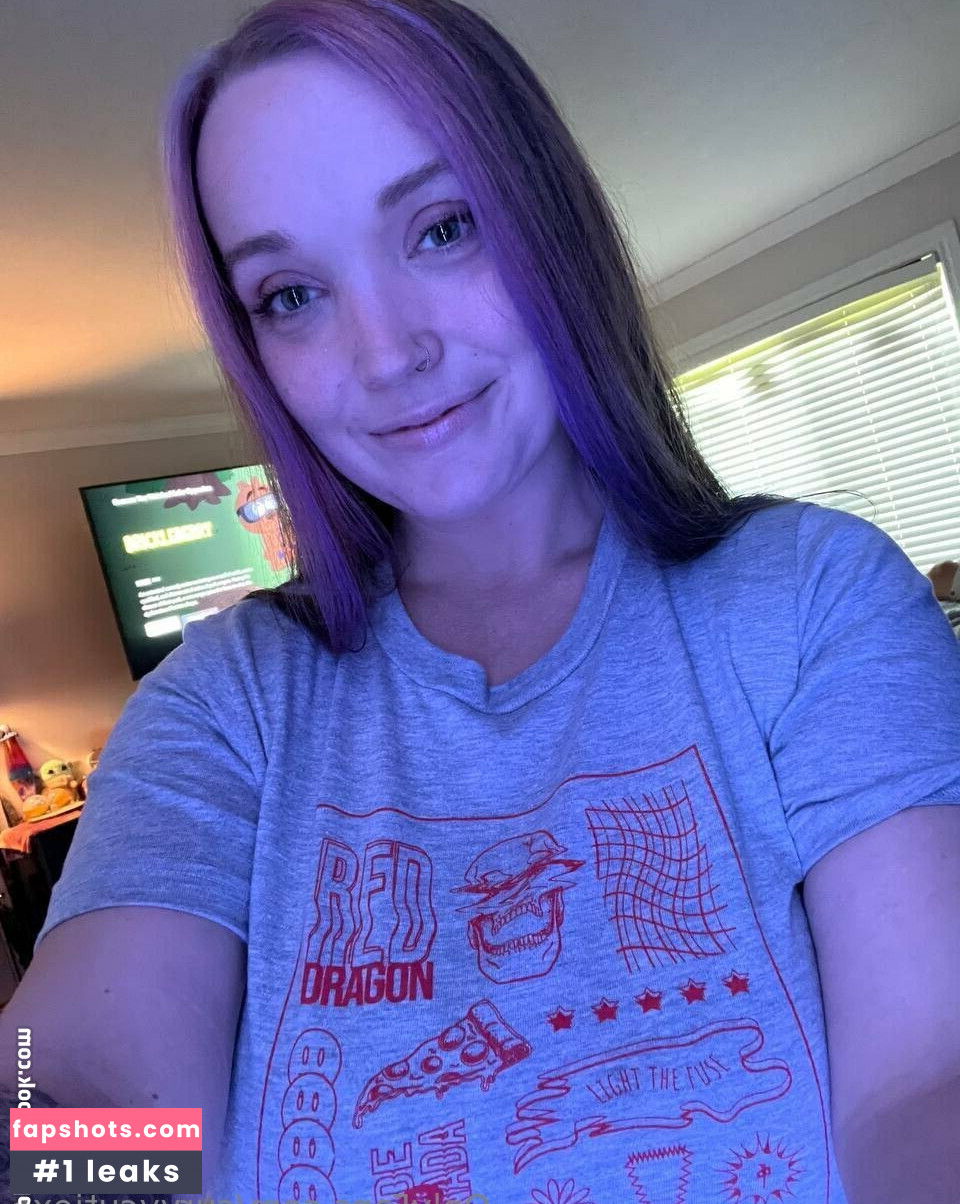 curvycutiexo gallery photo #13