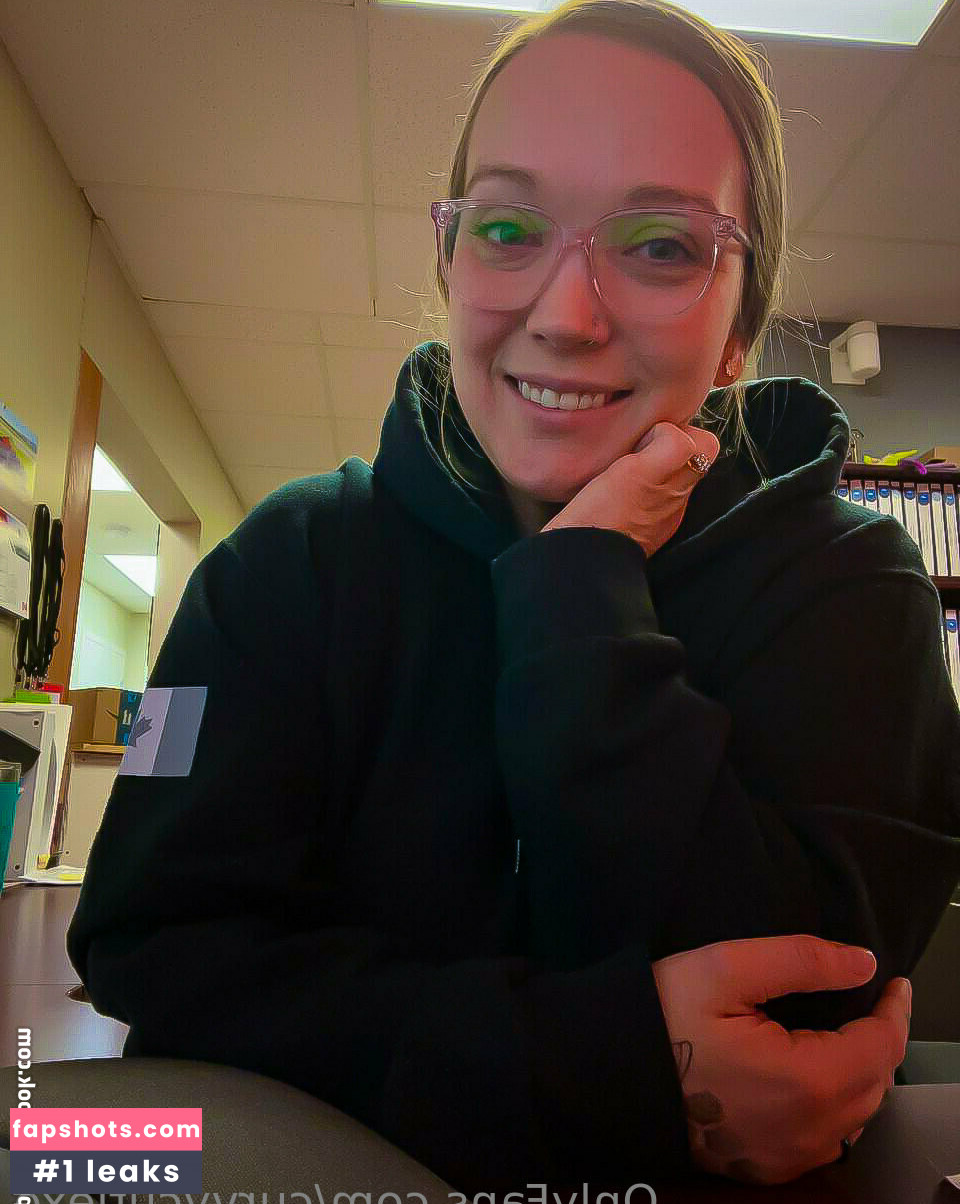 curvycutiexo gallery photo #27