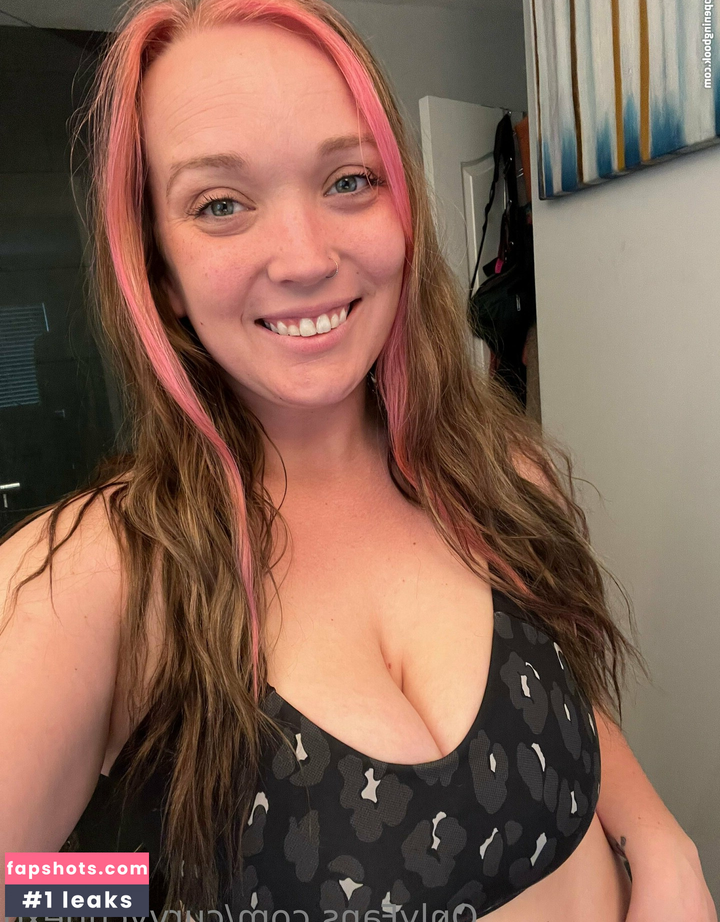 curvycutiexo gallery photo #34