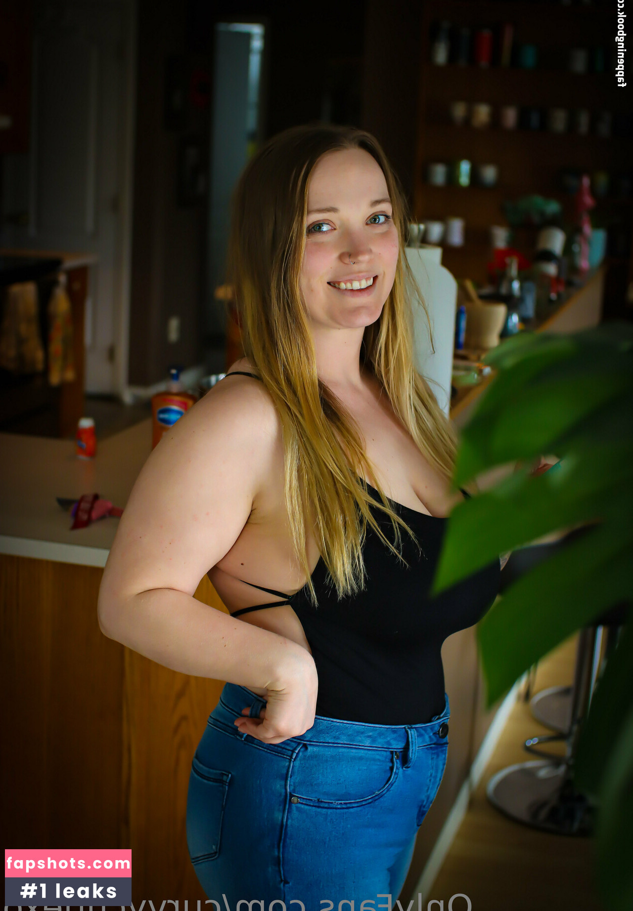 curvycutiexo gallery photo #49