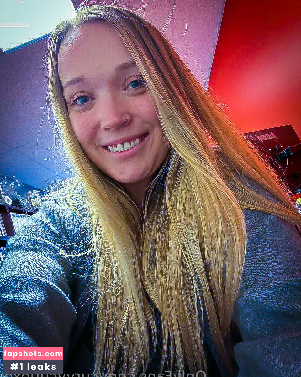 curvycutiexo gallery photo #73