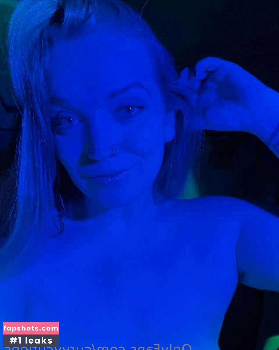 curvycutiexo gallery photo #99