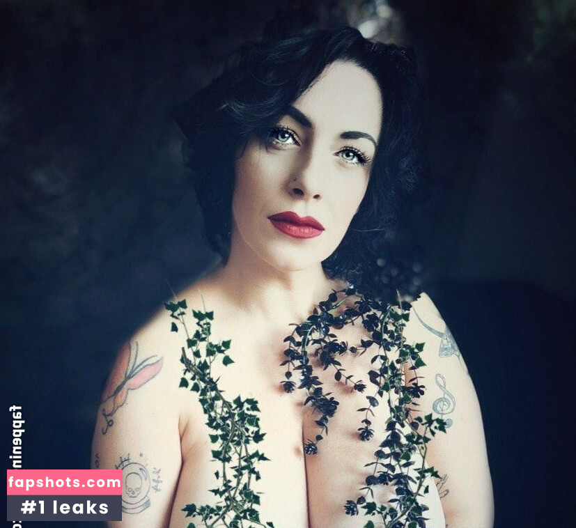 curvyemeraldwitch Nacktheit OnlyFans Fotos #2 - Fapshots