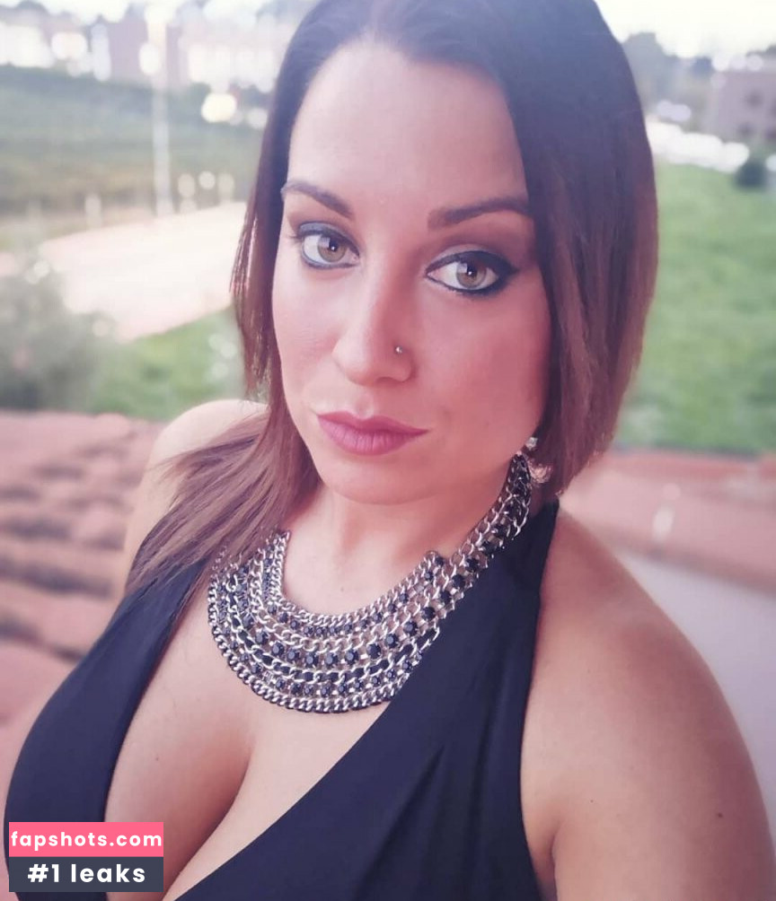 curvygirl89 gallery photo #15