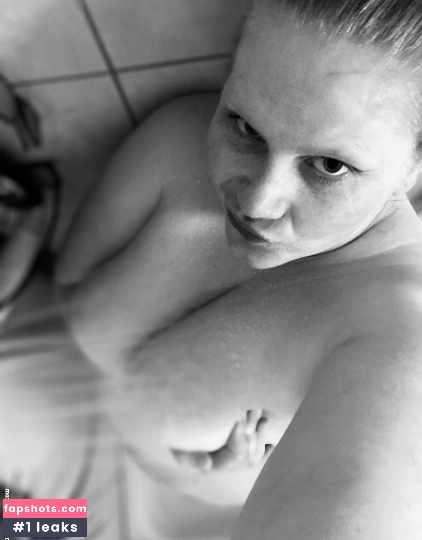 CurvyLeo93 Nahé úniky fotek pouze od fanoušků #30 - Fapshots