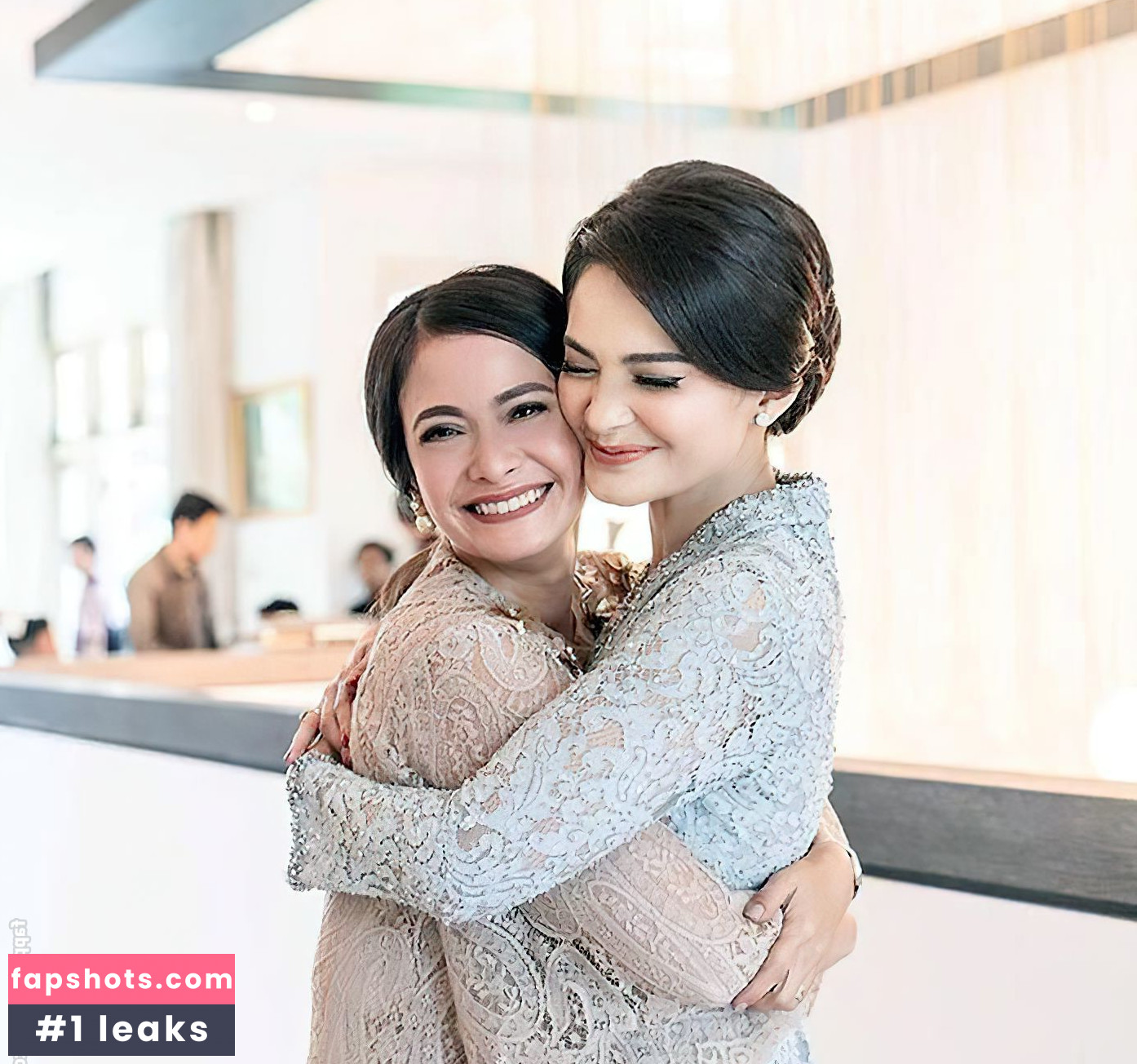 Cut Tari gallery photo #2