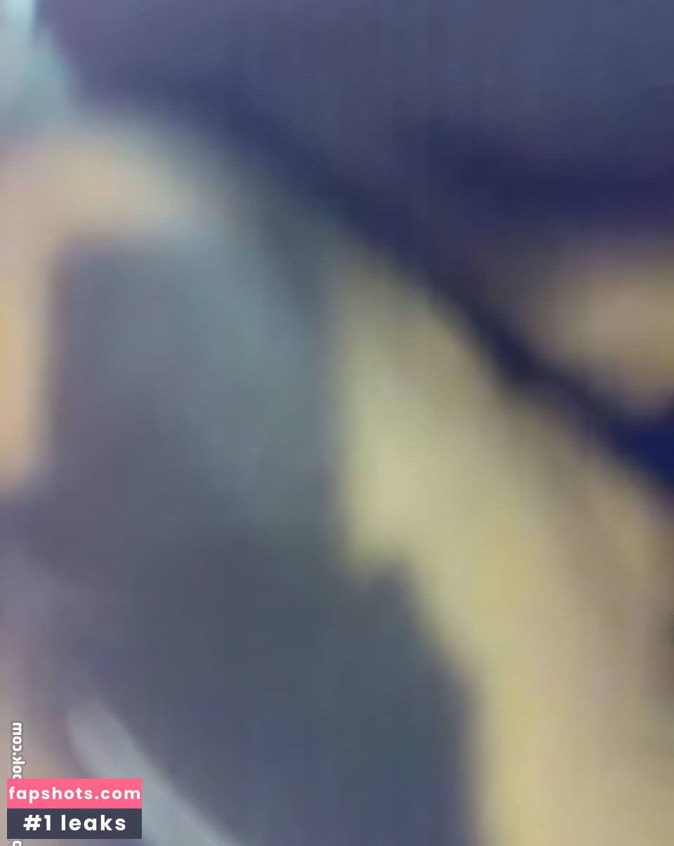 Cut Tari gallery photo #49