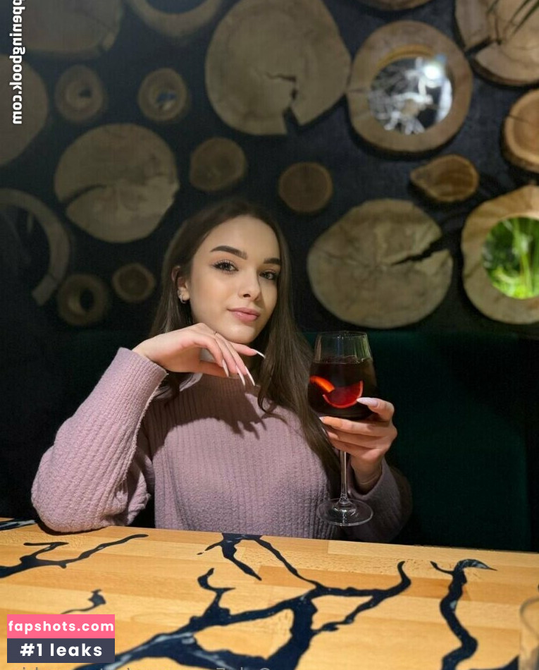 cute_sophia gallery photo #6