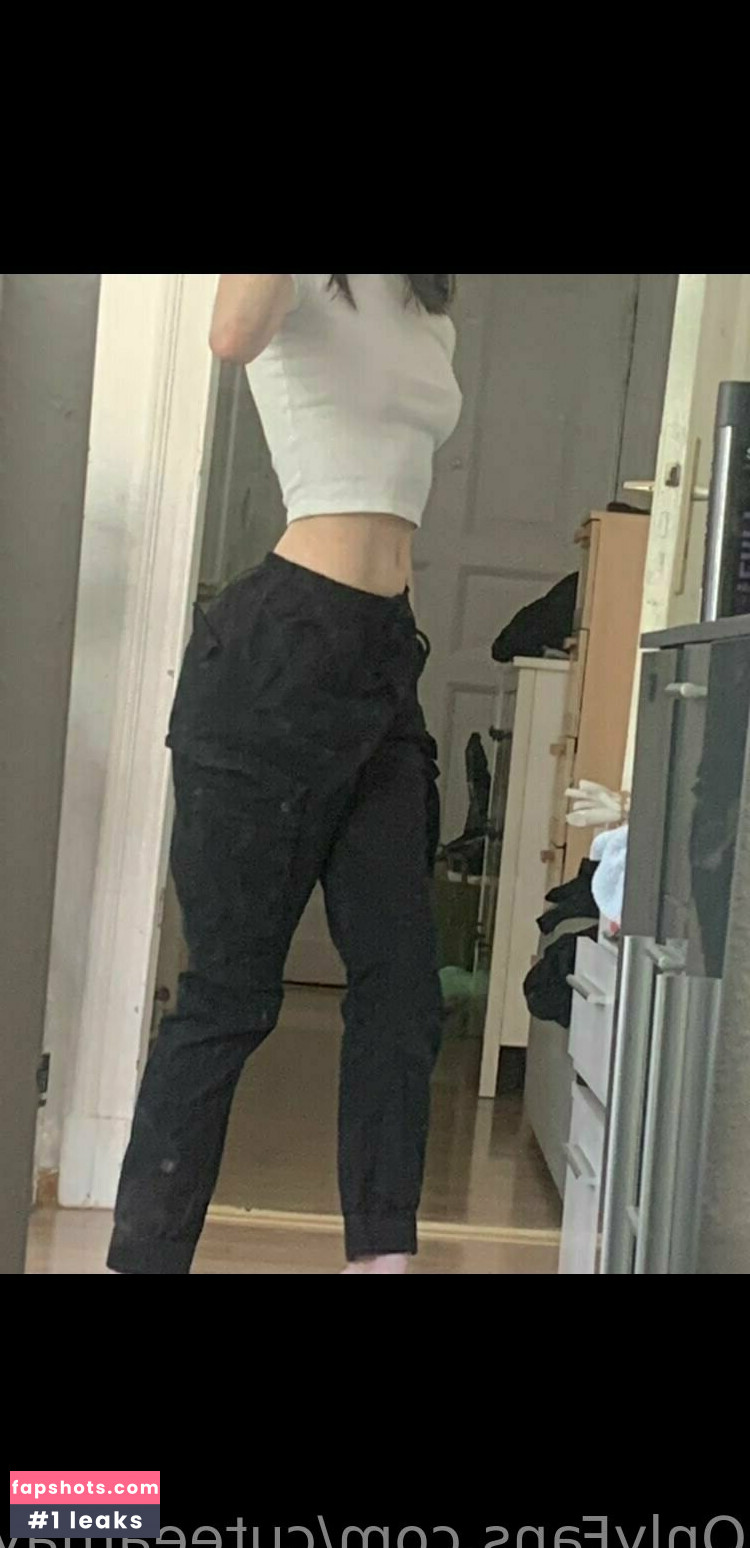 cuteeromana gallery photo #41