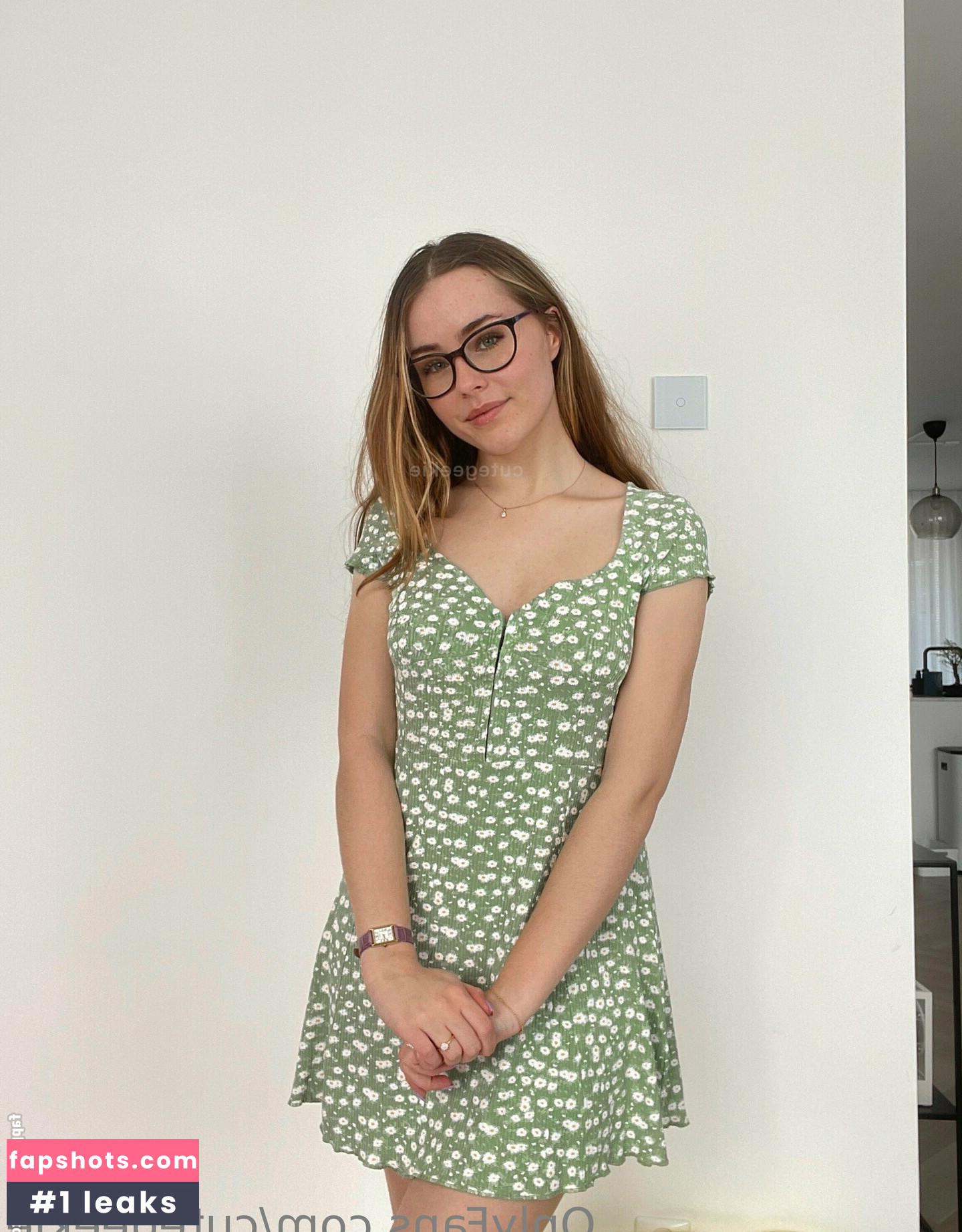 Cutegeekie gallery photo #161