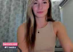 Cutestdemon gallery photo #2