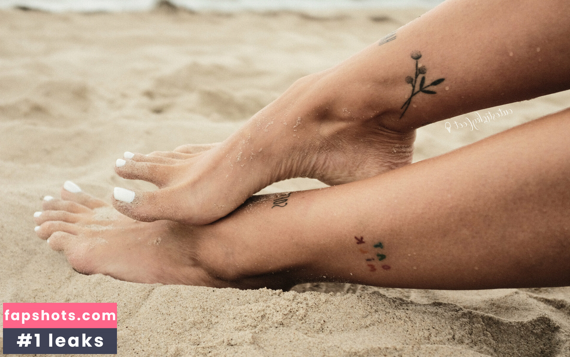 cutestickyfeet gallery photo #2