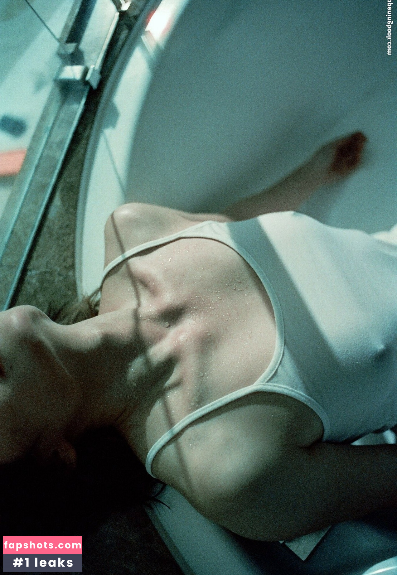 Cutie Afra gallery photo #7