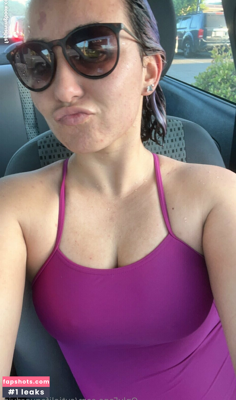 Cutielifeguard gallery photo #5