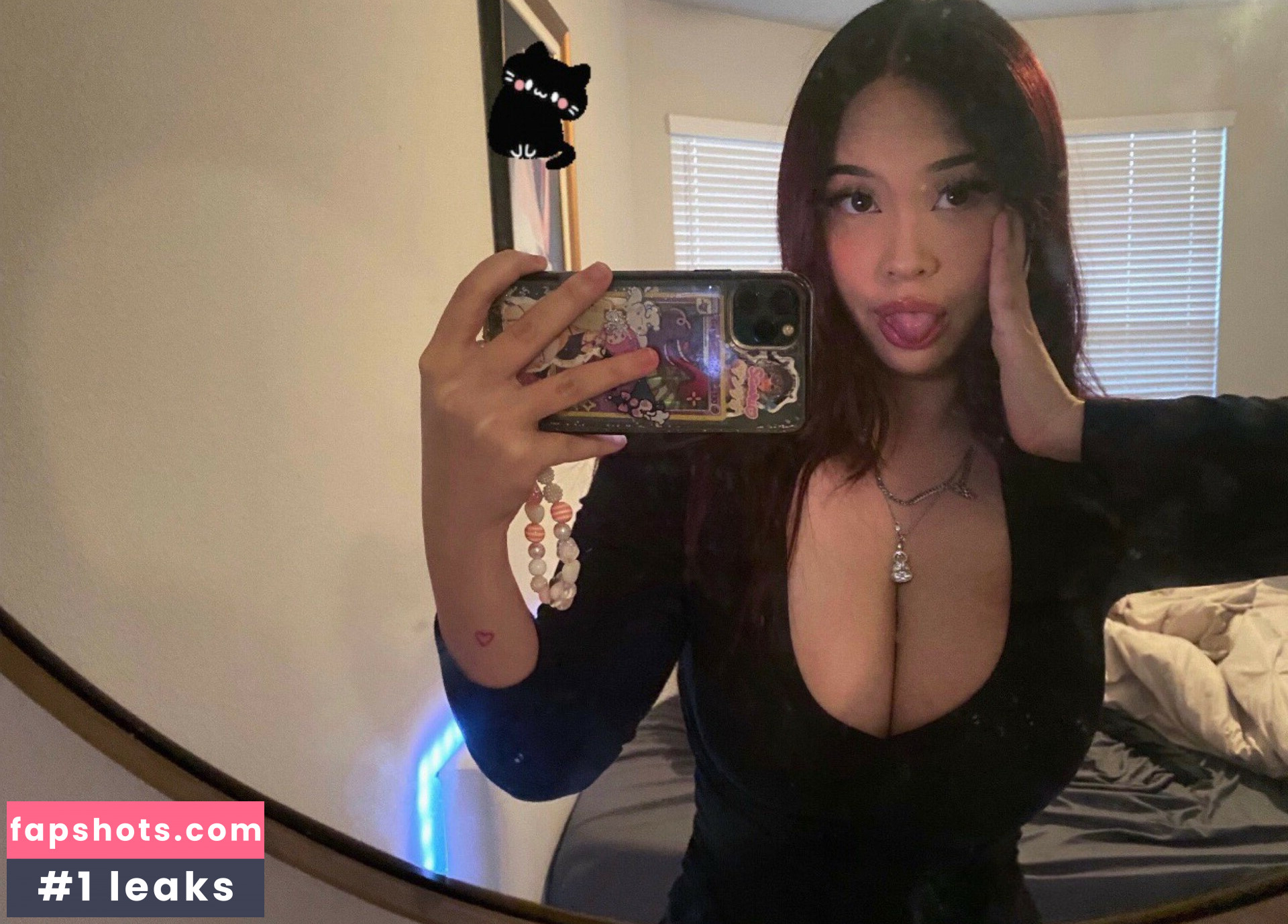 cwuddlemeplz gallery photo #6