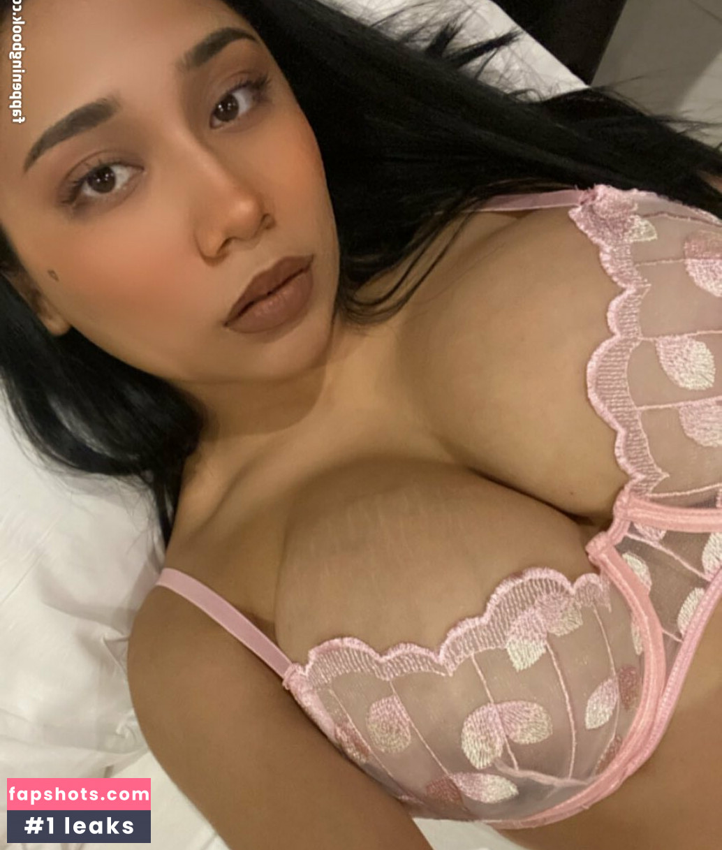 cy_bergirl gallery photo #3