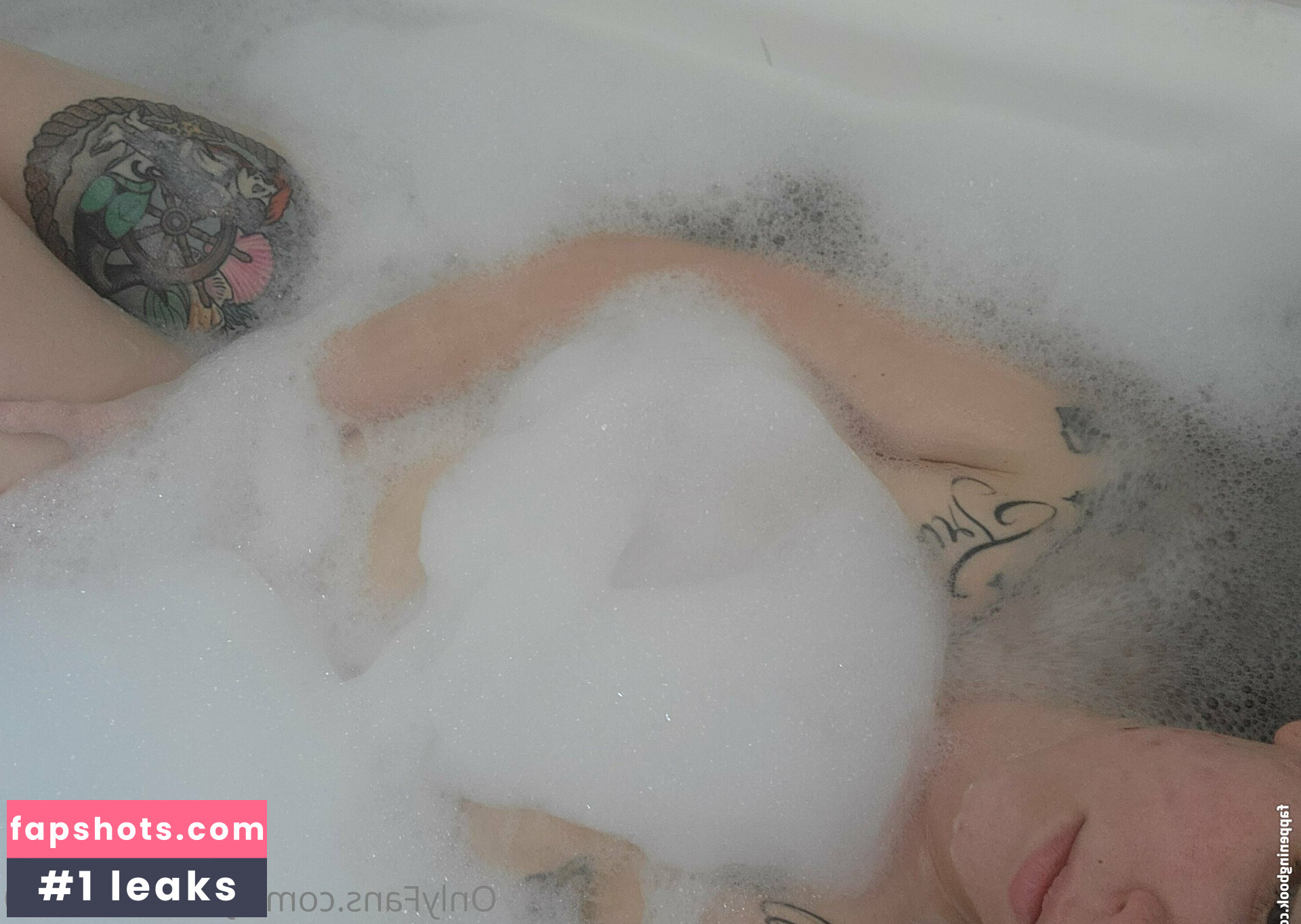 cyanidekiss420 Nahé úniky fotek pouze od fanoušků #24 - Fapshots