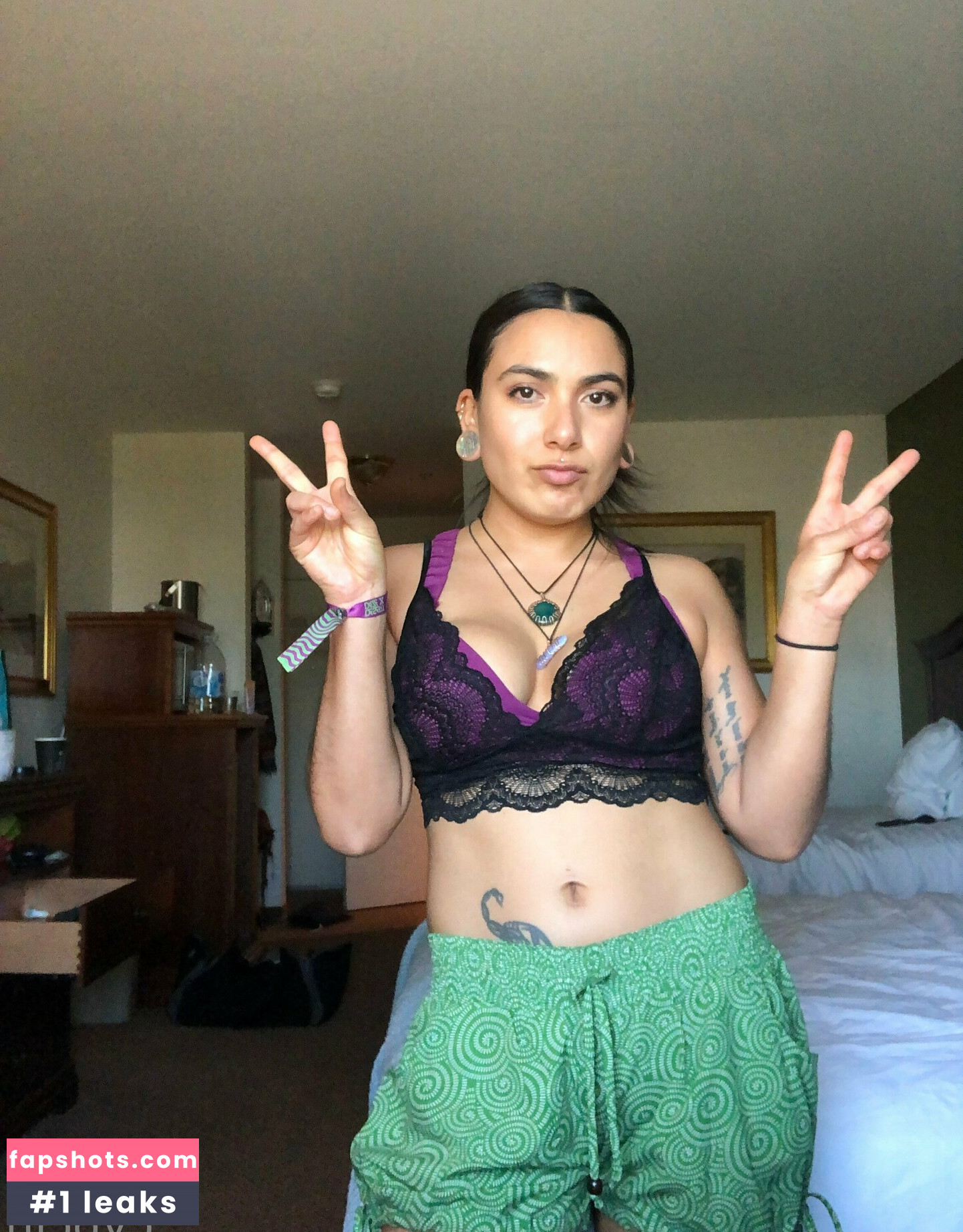 cybcin gallery photo #7