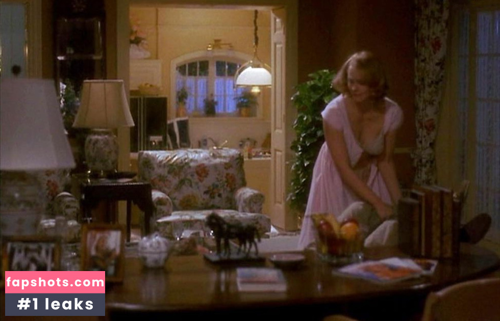 Cybill Shepherd gallery photo #22