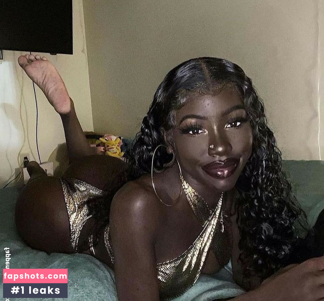 Cyn Kaine Nude Leaks OnlyFans Photos #32 - LeakJerk