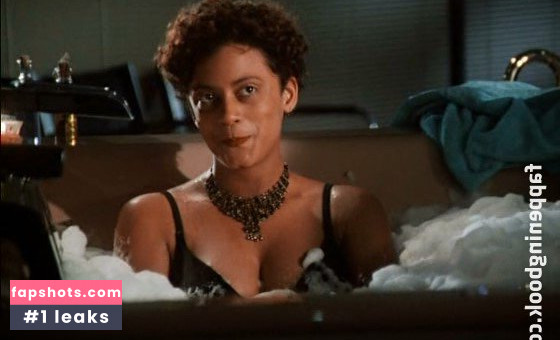 Cynda Williams gallery photo #15