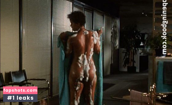 Cynda Williams nude babe gallery