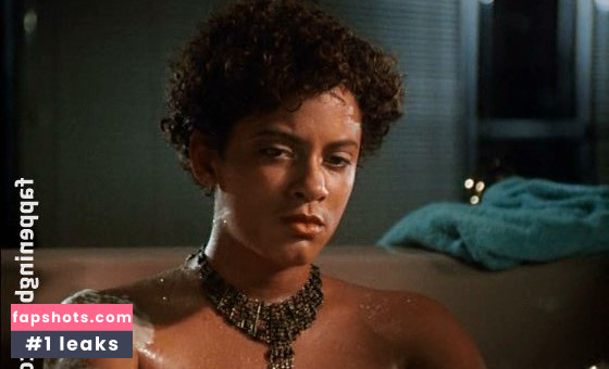 Cynda Williams gallery photo #18