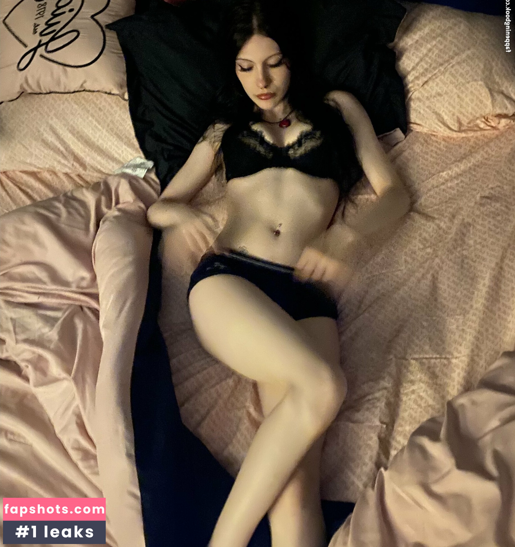 Cynniiexo Nude Leaks OnlyFans Photos #3 - LeakJerk