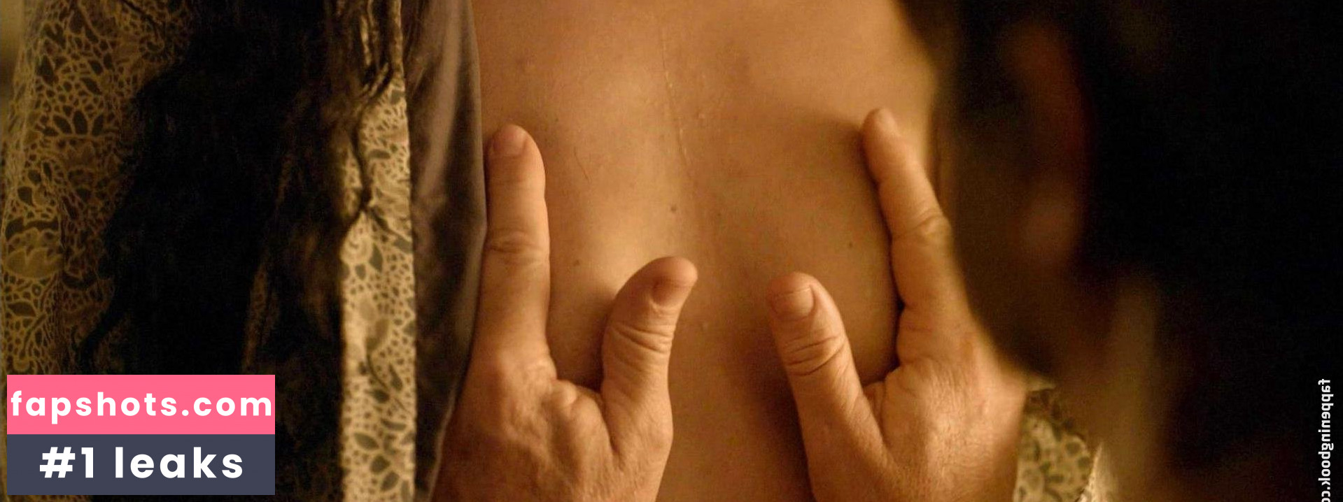 Cynthia Addai-Robinson gallery photo #15