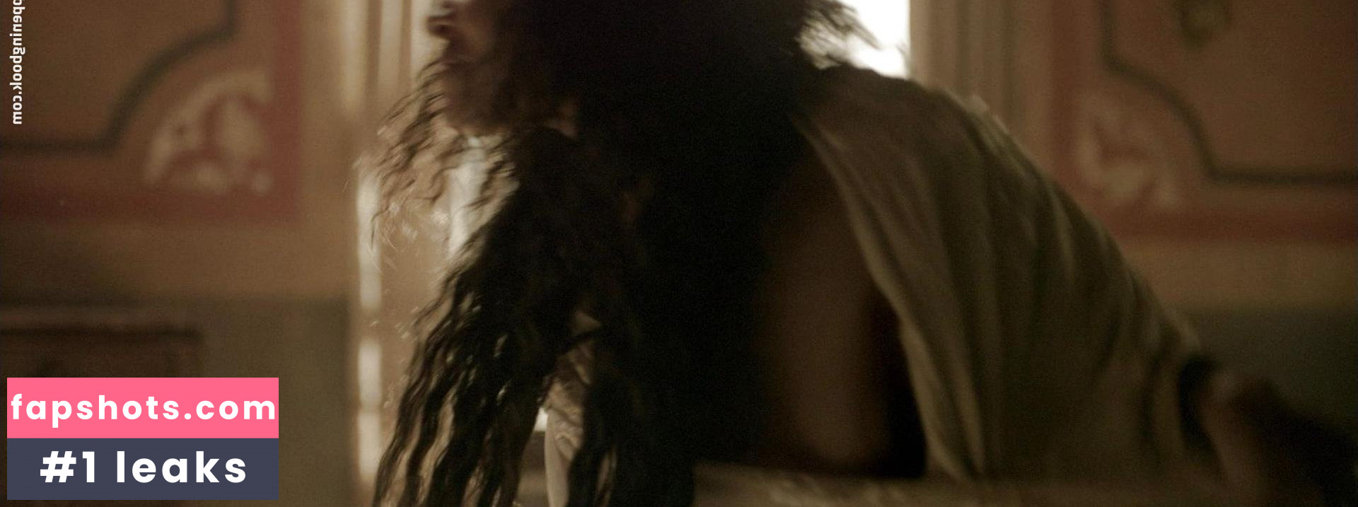 Cynthia Addai-Robinson gallery photo #16