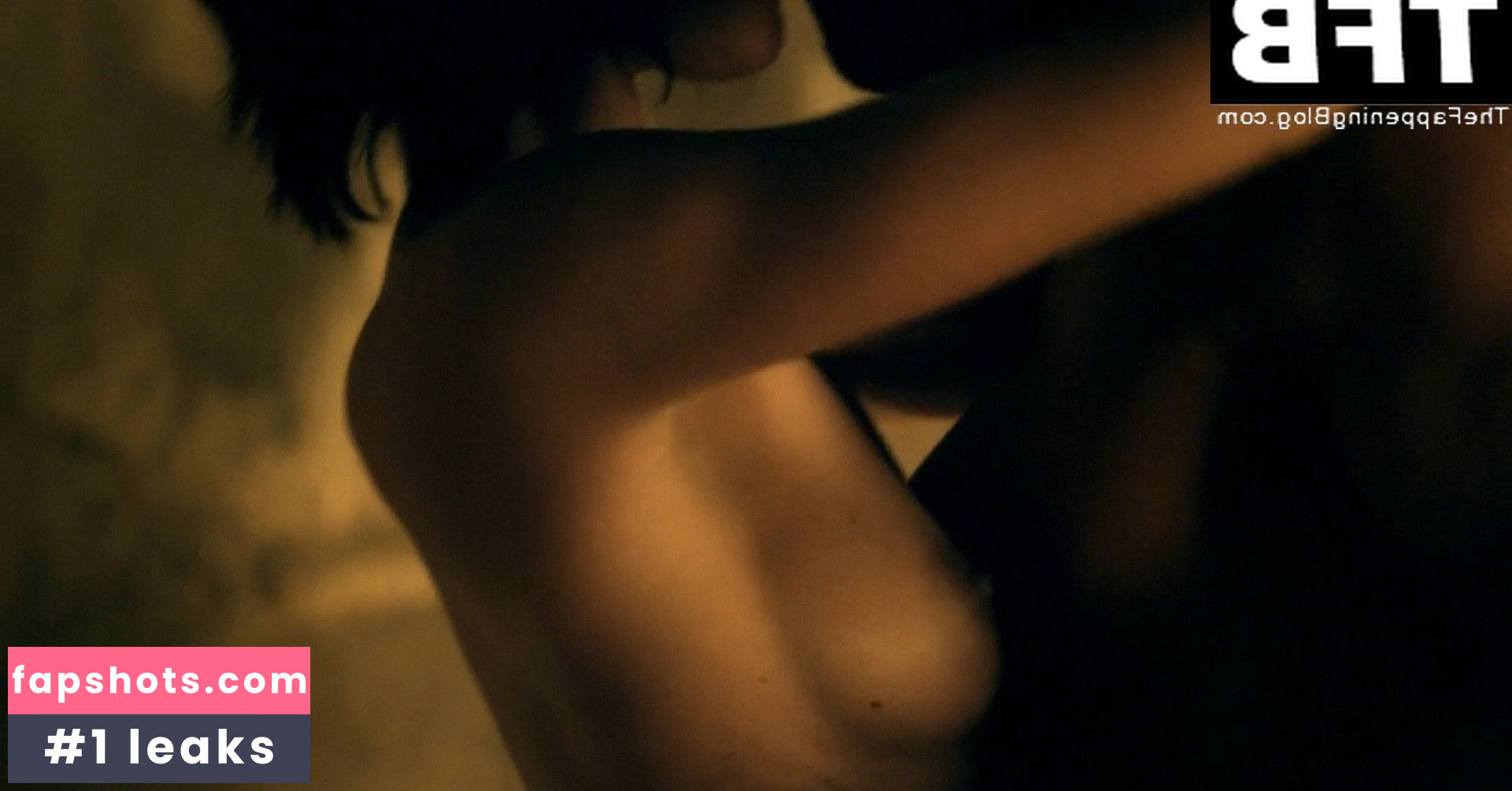 Cynthia Addai-Robinson gallery photo #7