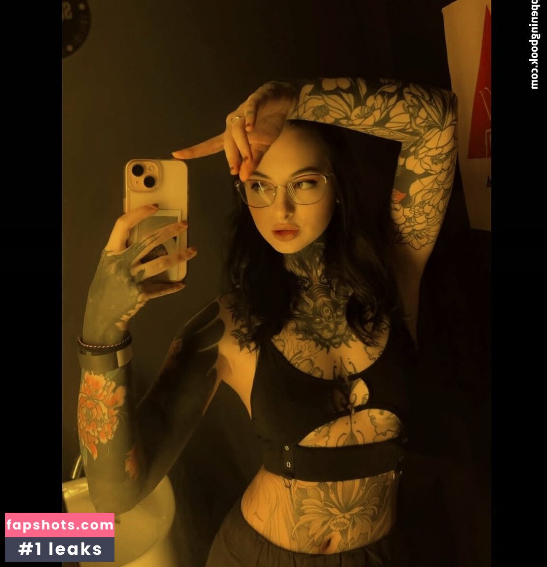 czpanna nude babe gallery