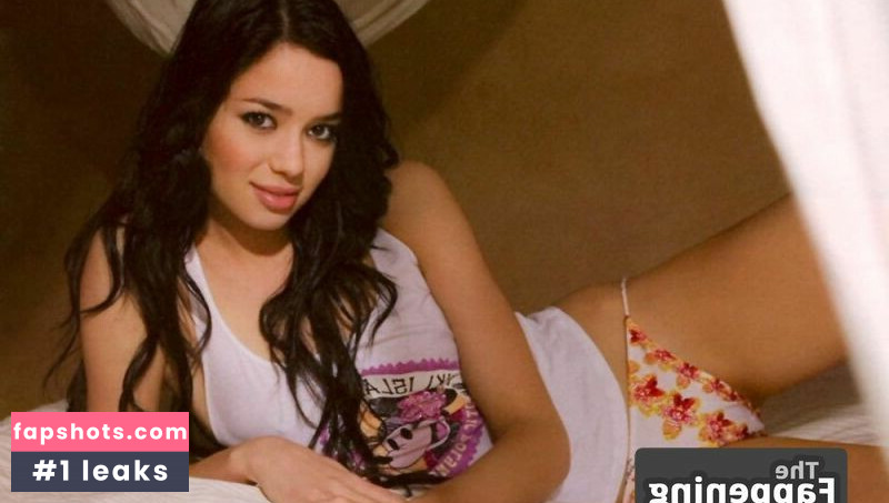 Dafne Fernandez gallery photo #8