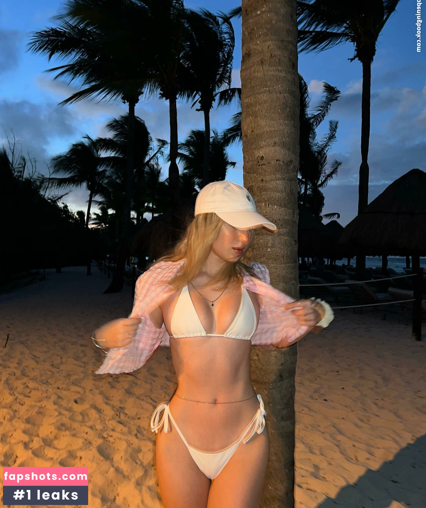 Dafnne Jiménez gallery photo #4