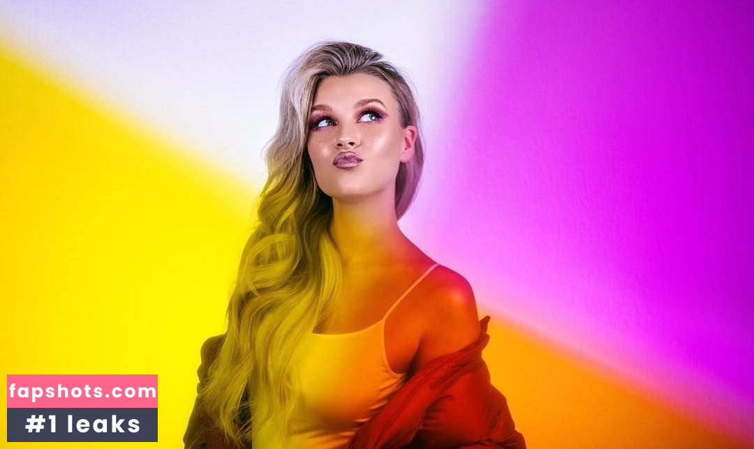 Dagi Bee gallery photo #121
