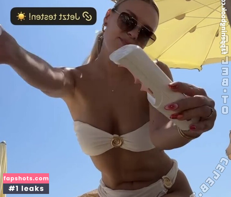 Dagi Bee gallery photo #24